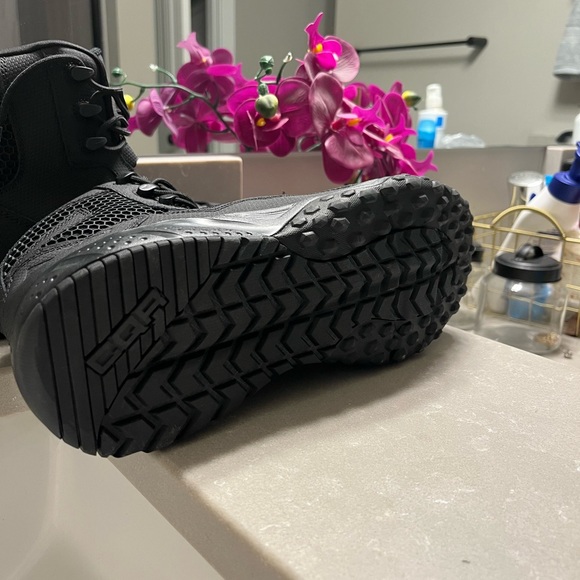 CQR duty boots M10. New, never worn. No tags - Picture 2 of 4